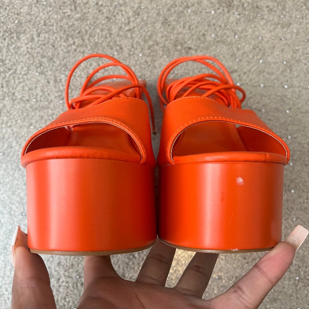 NEW Azalea Wang Platform Heel - Size 8.5 - image 6